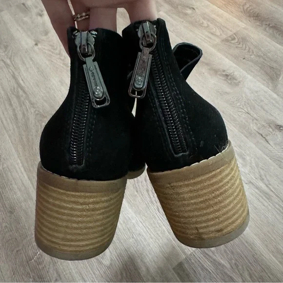 Blondo Ellis Black Suede Ankle Booties Waterproof Impermeable - Picture 7 of 7